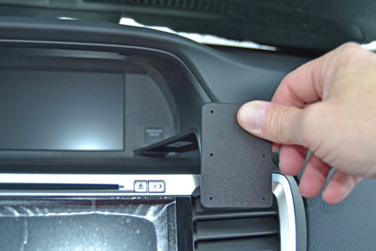 Brodit ProClip 855205 voor Honda Accord Coupé 2015-2017 en Honda Accord 2015-2017 - ProClip geplaatst in het voertuig