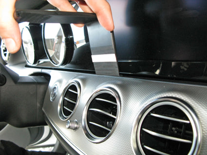 Brodit ProClip 855207 voor Mercedes Benz E-Class, Stationwagon 2017 en Mercedes Benz E-Class, Sedan 2017 - montagepositie op dashboard