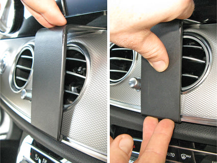 Brodit ProClip 855207 voor Mercedes Benz E-Class, Stationwagon 2017 en Mercedes Benz E-Class, Sedan 2017 - detail van dashboardmontage