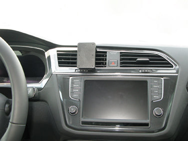 Brodit ProClip 855218 voor Volkswagen Tiguan 2017-2024 - installatiepositie