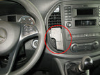 Brodit ProClip 855220 voor Mercedes Benz Vito 2015-2023 - montagefoto 6