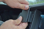 Brodit ProClip 855236 voor Hyundai Genesis 2015-2020 - detail van dashboardmontage