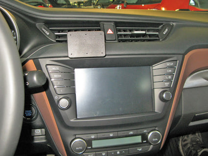 Brodit ProClip 855239 voor Toyota Avensis 2016-2019 - installatiepositie