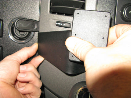 Brodit ProClip 855280 voor Mercedes Benz Sprinter 2007-2018 - detail van dashboardmontage