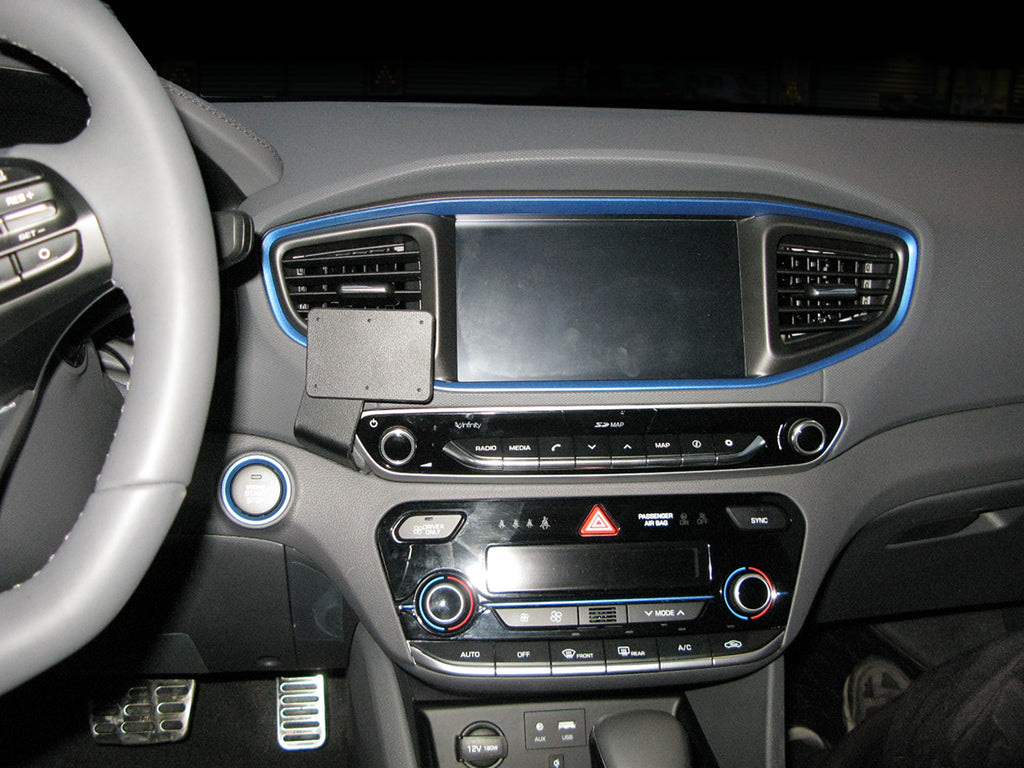 Brodit ProClip 855285 voor Hyundai Ioniq 2017-2019 - productfoto zwarte ABS montagebasis