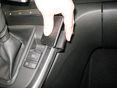 Brodit ProClip 855290 voor Renault Scénic 2017-2022 en Renault Grand Scénic 2017-2022 - ProClip geplaatst in het voertuig