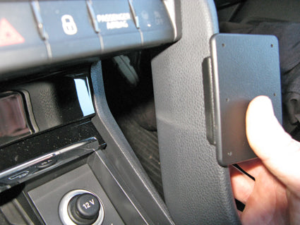 Brodit ProClip 855293 voor Skoda Kodiaq 2017-2023 en Skoda Karoq 2018-2026 - montagepositie op dashboard