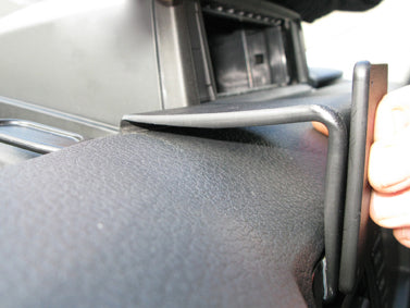 Brodit ProClip 855303 voor MAN TGE 2019-2024 en Volkswagen Crafter 2017-2024 - ProClip geplaatst in het voertuig