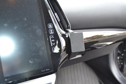 Brodit ProClip 855311 voor Toyota Prius Prime 2017-2019 - detail van dashboardmontage