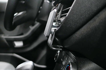 Brodit ProClip 855327 voor Ford Fiesta 2018-2023 - detail van dashboardmontage