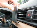 Brodit ProClip 855341 voor Seat Ibiza 2018-2021 en Seat Arona 2018-2021 - montagepositie op dashboard