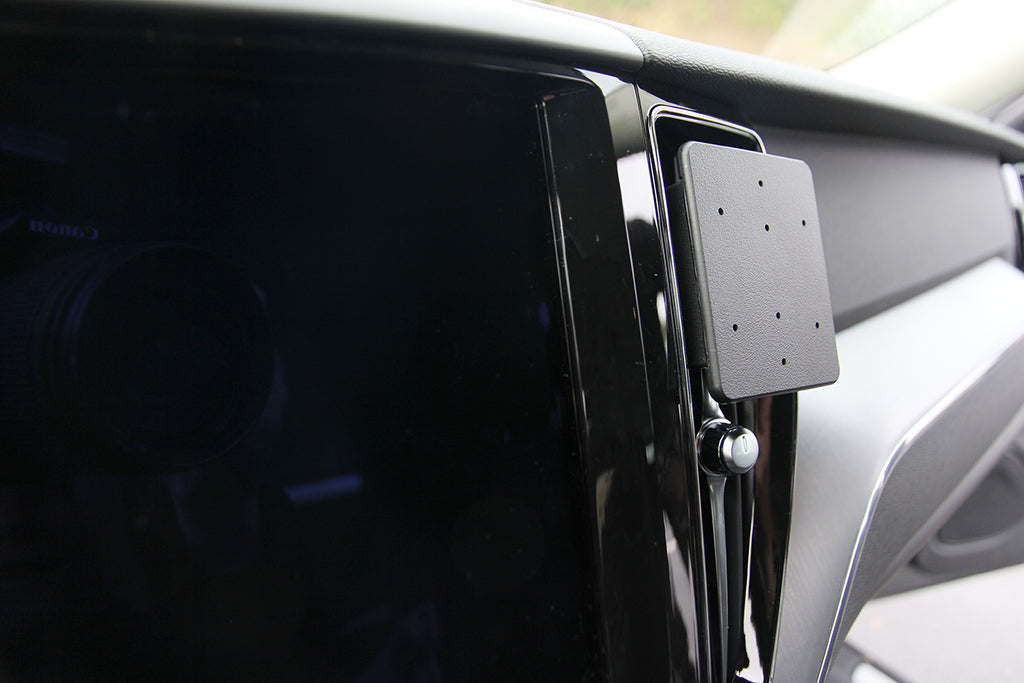 Brodit ProClip 855342 voor Volvo XC60 2018-2026, Volvo V60 2019-2026 en Volvo S60 2019-2025 - montagefoto 10