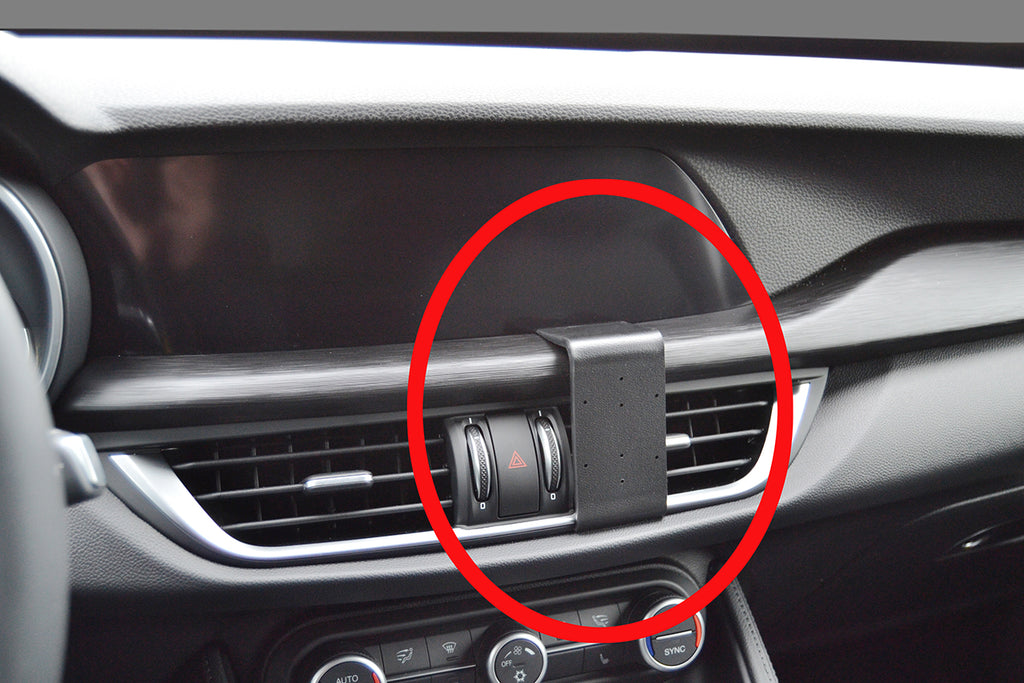 Brodit ProClip 855349 voor Alfa Romeo Stelvio 2016-2025 - montagefoto 6