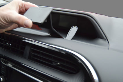 Brodit ProClip 855365 voor Toyota Prius c 2018-2020 - montagepositie op dashboard