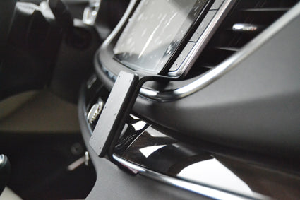 Brodit ProClip 855382 voor Buick Enclave 2018-2024 - detail van dashboardmontage
