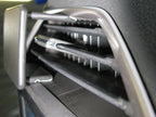 Brodit ProClip 855383 voor Subaru XV 2018-2023 en Subaru Impreza 2017-2023 - detail van dashboardmontage