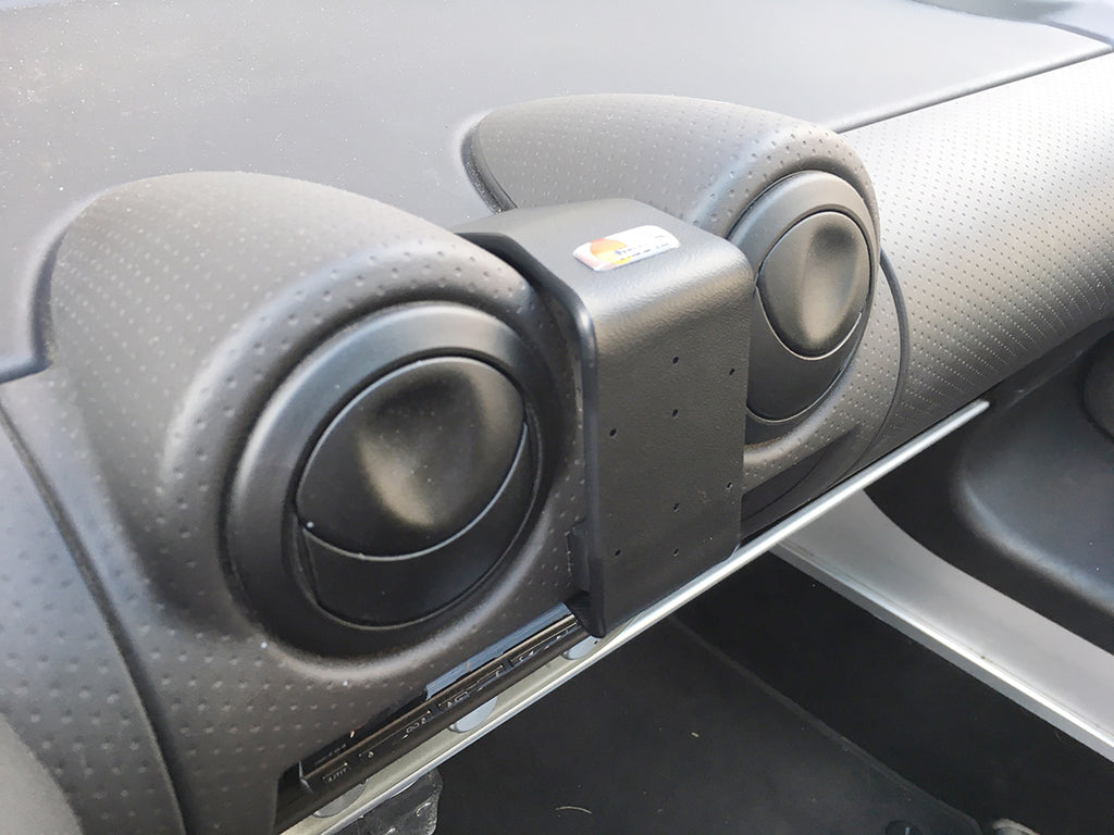 Brodit ProClip 855407 voor Lotus Exige 2012-2021 en Lotus Elise 2012-2021 - montagefoto 6