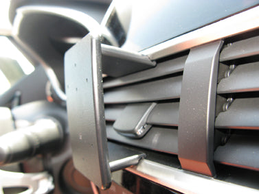 Brodit ProClip 855409 voor Mitsubishi Eclipse Cross 2018-2026 - detail van dashboardmontage