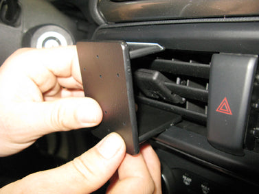 Brodit ProClip 855412 voor Ford Ecosport 2018-2022 - montagepositie op dashboard
