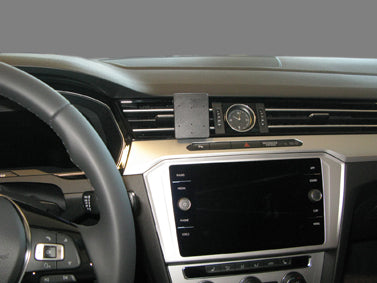 Brodit ProClip 855413 voor Volkswagen Passat Alltrack 2016-2023, Volkswagen Passat 2015-2023 e.a. - installatiepositie