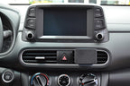 Brodit ProClip 855418 voor Hyundai Kona 2018-2023 - detail van dashboardmontage