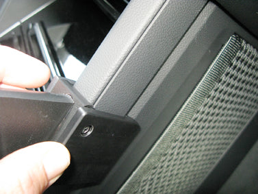 Brodit ProClip 855424 voor Volkswagen Touareg 2019-2023 - ProClip geplaatst in het voertuig