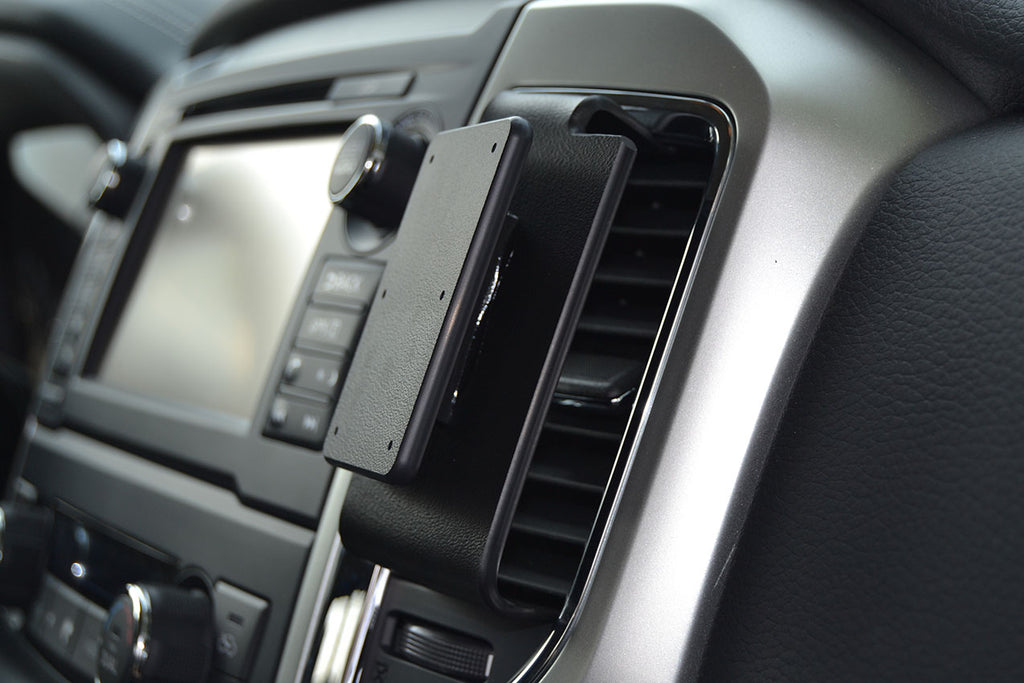 Brodit ProClip 855426 voor Nissan Titan 2016-2024 - productfoto zwarte ABS montagebasis