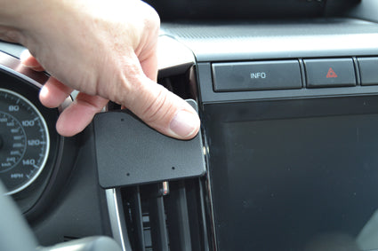 Brodit ProClip 855429 voor Subaru Ascent 2018-2026 - detail van dashboardmontage