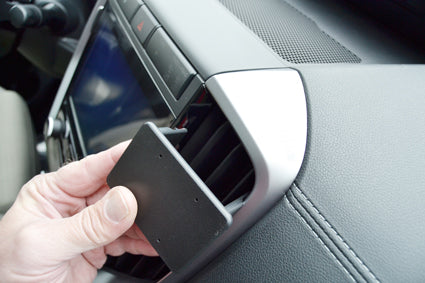 Brodit ProClip 855430 voor Subaru Ascent 2018-2026 - montagepositie op dashboard