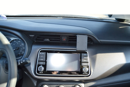 Brodit ProClip 855464 voor Nissan Kicks 2019-2024 - detail van dashboardmontage
