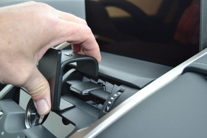 Brodit ProClip 855467 voor Lexus NX Series 2018-2021 - ProClip geplaatst in het voertuig