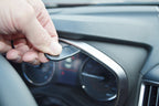 Brodit ProClip 855472 voor Subaru XV 2018-2023 en Subaru Impreza 2017-2023 - montagepositie op dashboard