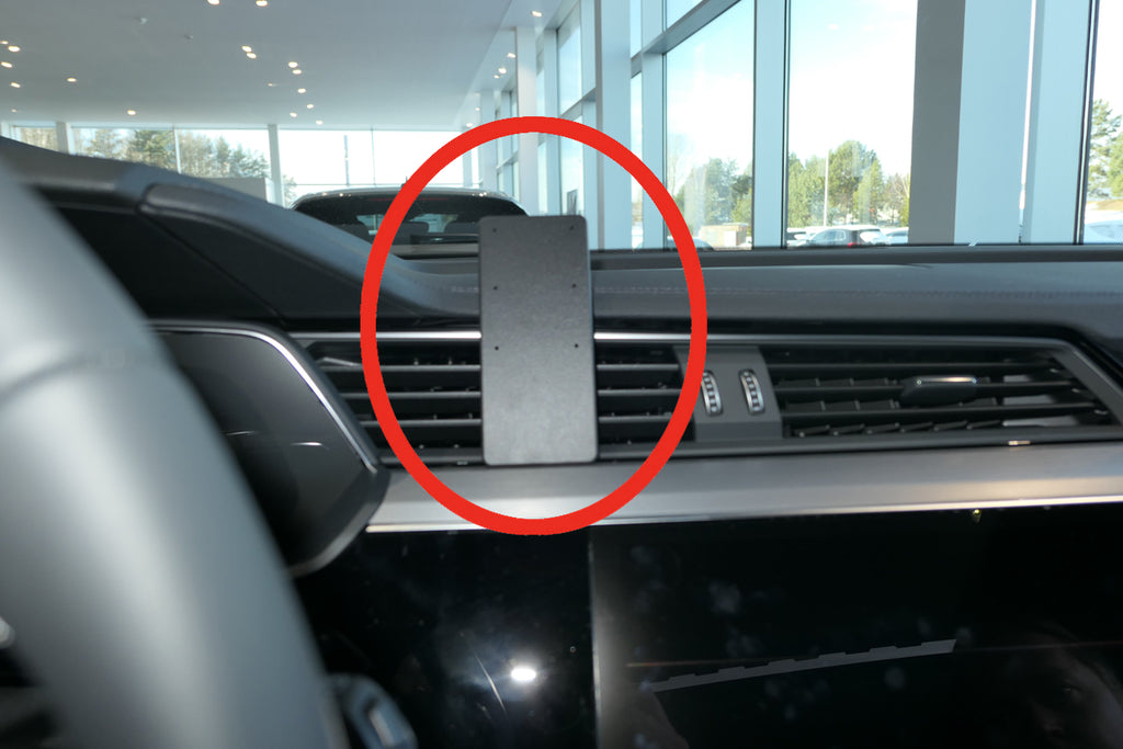 Brodit ProClip 855503 voor Audi Q8 e-tron 2024-2026 en Audi e-tron 2019-2023 - productfoto zwarte ABS montagebasis