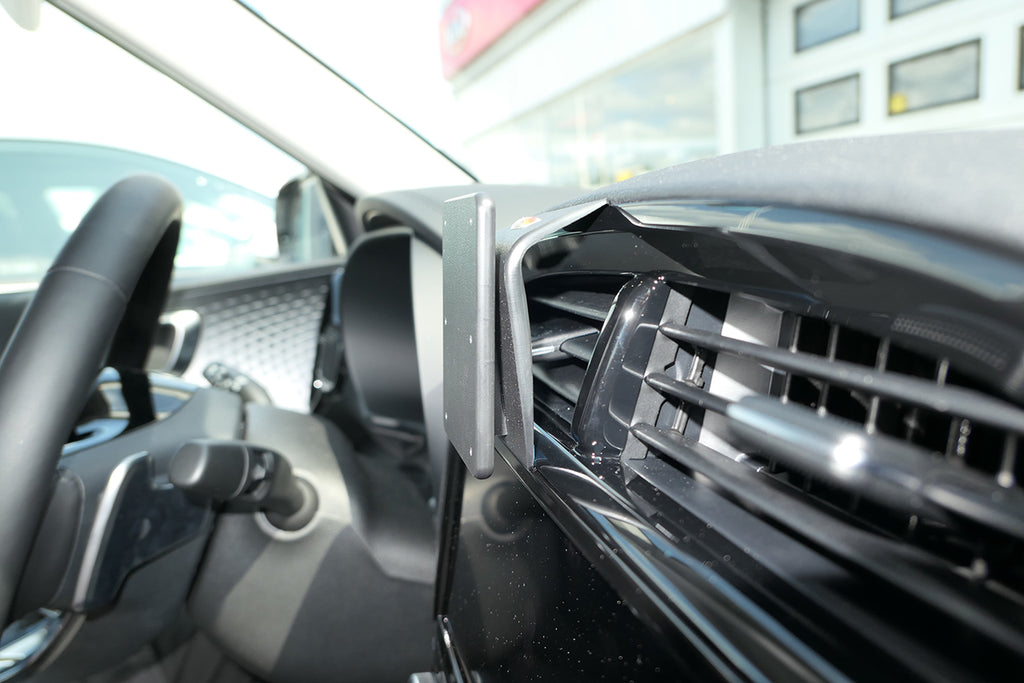 Brodit ProClip 855518 voor Kia Soul-e 2019-2024 en Kia Soul 2020-2023 - productfoto zwarte ABS montagebasis