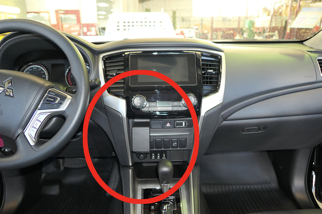 Brodit ProClip 855523 voor Mitsubishi L200 2020-2024 - productfoto zwarte ABS montagebasis