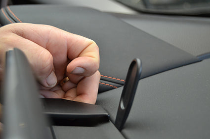 Brodit ProClip 855536 voor Nissan Altima 2019-2023 - detail van dashboardmontage