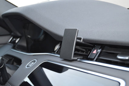 Brodit ProClip 855543 voor Land Rover Range Rover Evoque 2019-2023 - detail van dashboardmontage