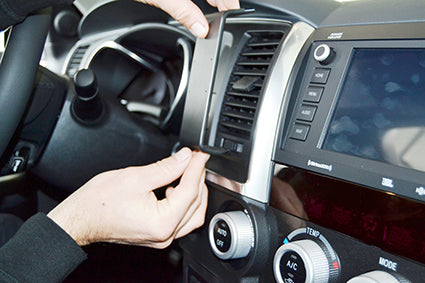 Brodit ProClip 855545 voor Toyota Sequoia 2018-2021 - montagepositie op dashboard