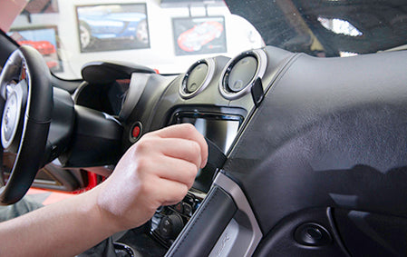 Brodit ProClip 855547 voor Dodge Viper 2013-2017 - montagepositie op dashboard