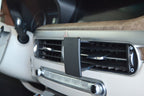 Brodit ProClip 855570 voor Genesis G90 2019-2022 - detail van dashboardmontage