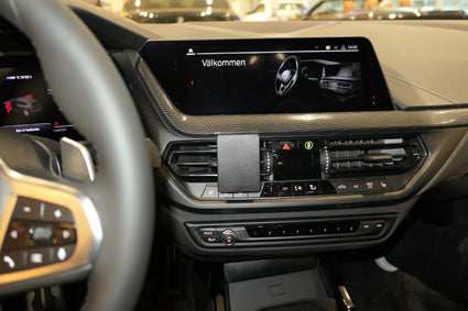 Brodit ProClip 855577 voor BMW 2-series F44 2020-2024 en BMW 1-series F40 2020-2024 - detail van dashboardmontage