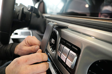 Brodit ProClip 855580 voor Mercedes Benz G-Class 2019-2026 - montagepositie op dashboard