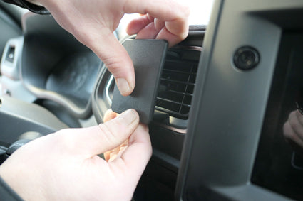 Brodit ProClip 855592 voor Nissan NV400 2021-2022, Nissan Interstar 2022-2024 e.a. - ProClip geplaatst in het voertuig