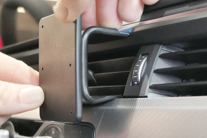 Brodit ProClip 855597 voor Audi S5 2020-2024, Audi A5 2020-2024 e.a. - ProClip geplaatst in het voertuig