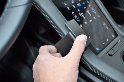 Brodit ProClip 855613 voor Porsche Taycan 2020-2026 - ProClip geplaatst in het voertuig