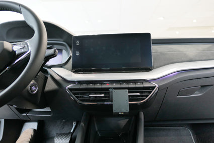 Brodit ProClip 855619 voor Skoda Octavia IV 2020-2026 - detail van dashboardmontage