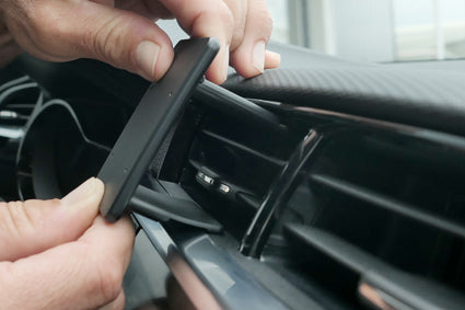 Brodit ProClip 855631 voor Opel Corsa 2020-2026 - detail van dashboardmontage