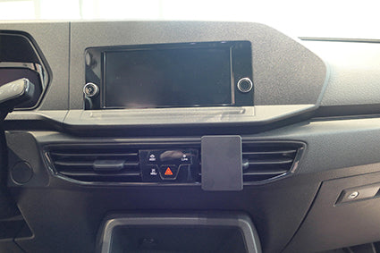 Brodit ProClip 855662 voor Ford Transit Connect 2024-2026, Ford Tourneo Connect 2023-2026 e.a. - detail van dashboardmontage