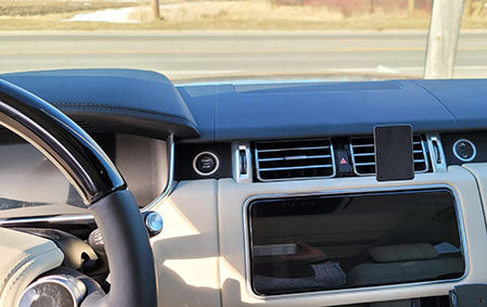 Brodit ProClip 855663 voor Land Rover Range Rover 2018-2021 - detail van dashboardmontage
