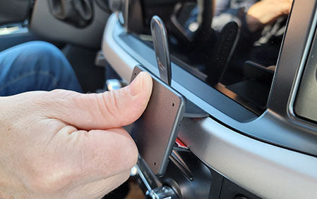 Brodit ProClip 855665 voor Ford F-Series 150 2021-2026 - ProClip geplaatst in het voertuig